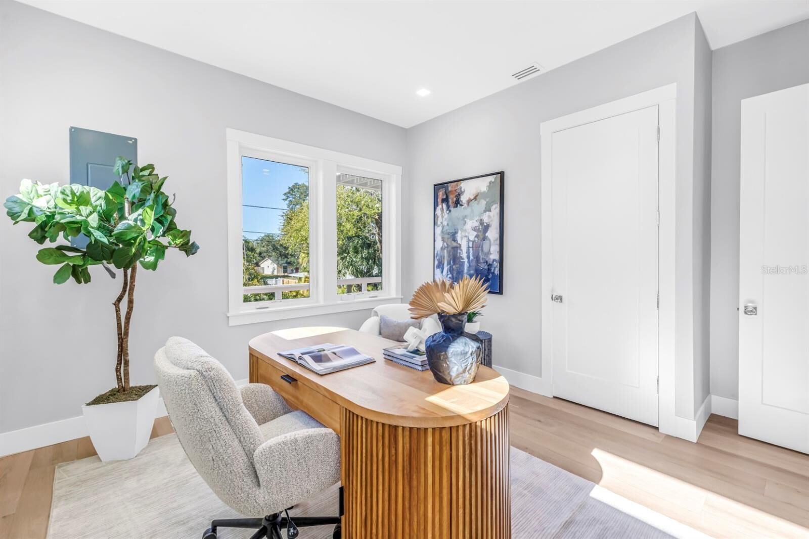 Property Photo:  3752 Arkansas Avenue NE  FL 33703 