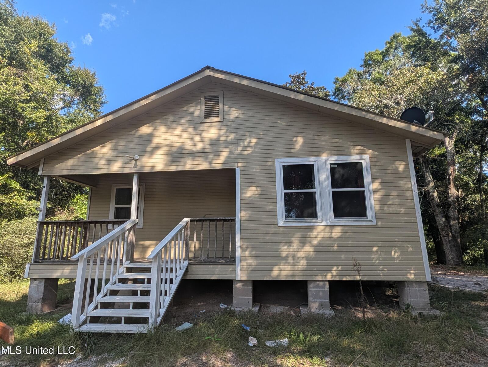 Property Photo:  1816 43rd Avenue  MS 39501 