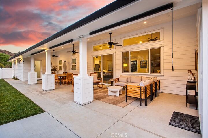 Property Photo:  45497 Calle La Paz  CA 92590 