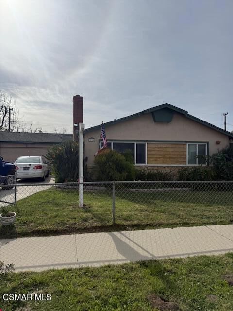 Property Photo:  938 Ventura Avenue  CA 93065 