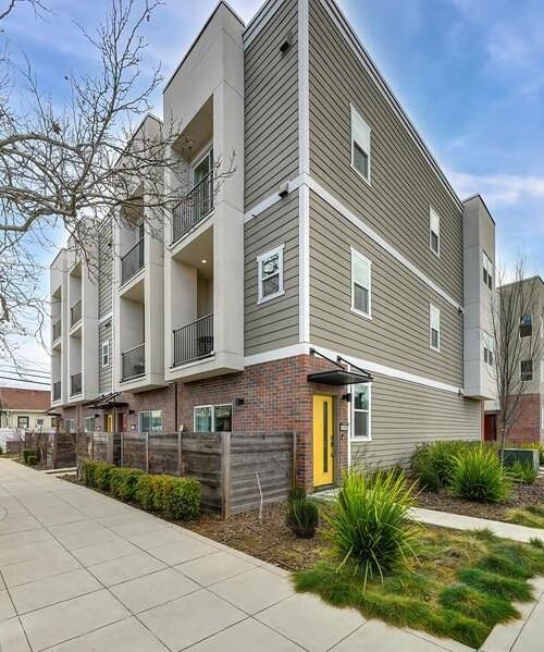 Property Photo:  3348 S Street  CA 95816 