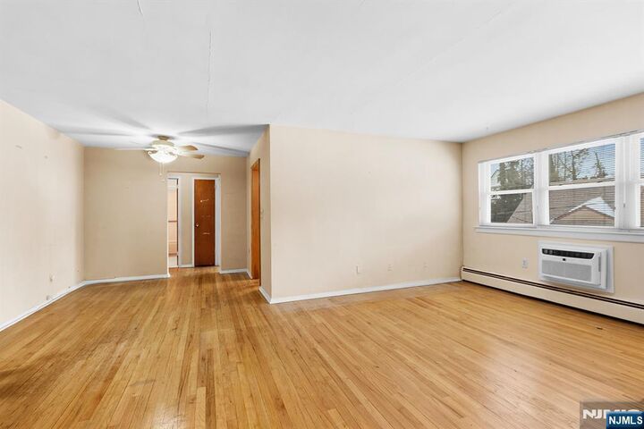 Property Photo:  1628 Valley Street 2A  NJ 07024 