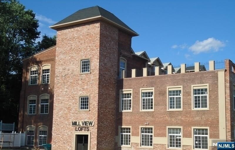 Property Photo:  55 Westervelt Avenue  NJ 07506 