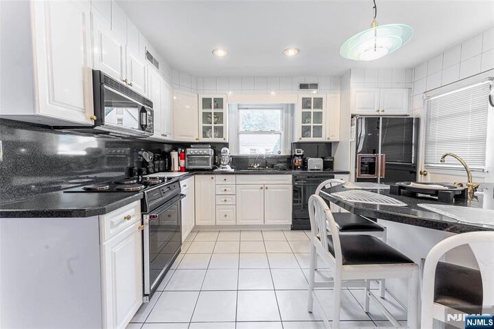 Property Photo:  1806 Rensselaer Road  NJ 07666 