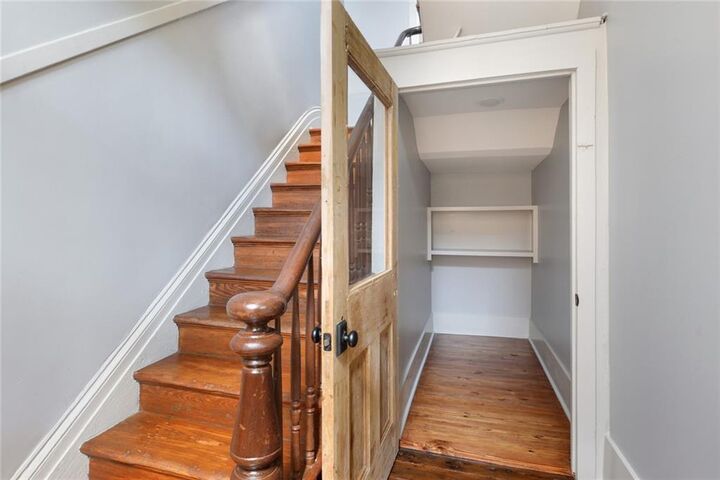 Property Photo:  1414 Magazine Street 7  LA 70130 