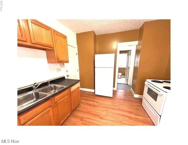 Property Photo: 13436 - 13438 Hartford Road OH 44112