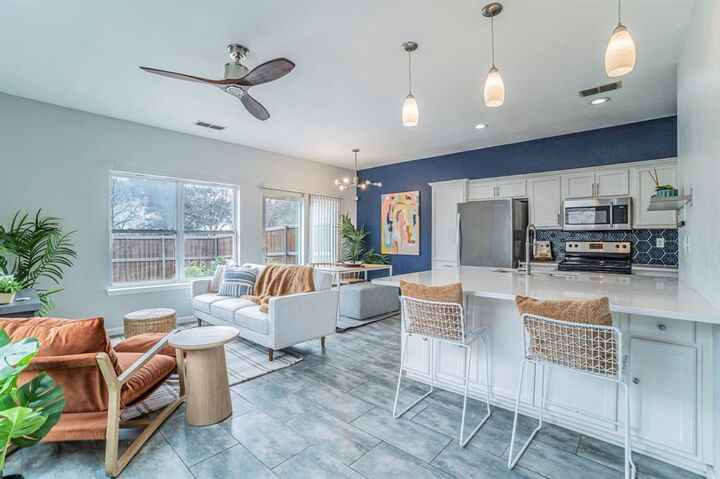 Property Photo:  2809 Pasadena Lane  TX 76015 