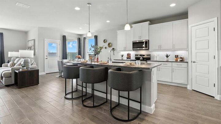 Property Photo: 724 Bushman Drive TX 76008