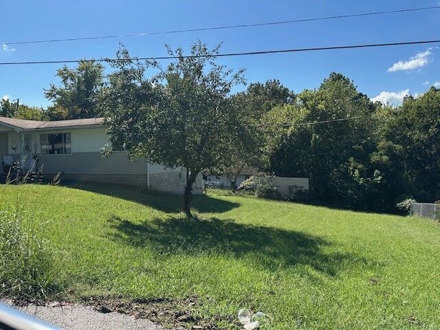 Property Photo:  116 Richard Avenue  AR 72601 