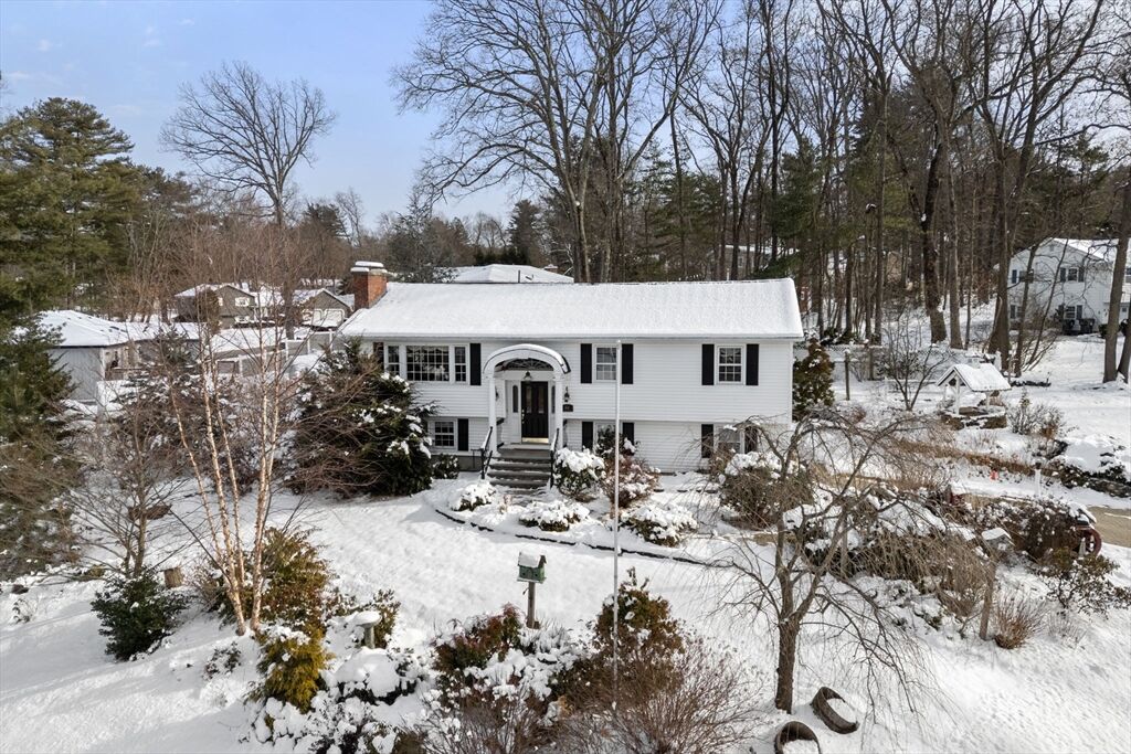 Property Photo:  84 Crosby Rd  MA 01752 