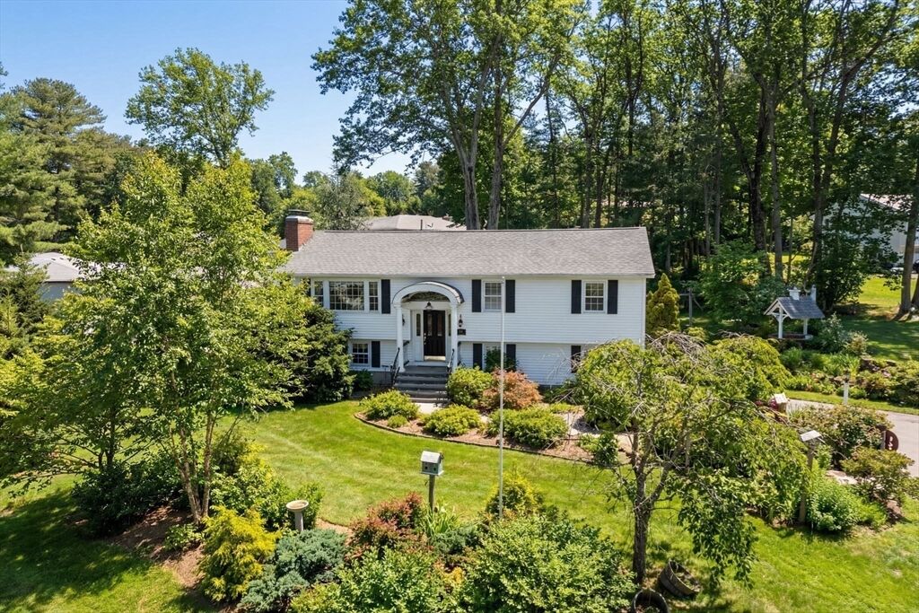 Property Photo:  84 Crosby Rd  MA 01752 