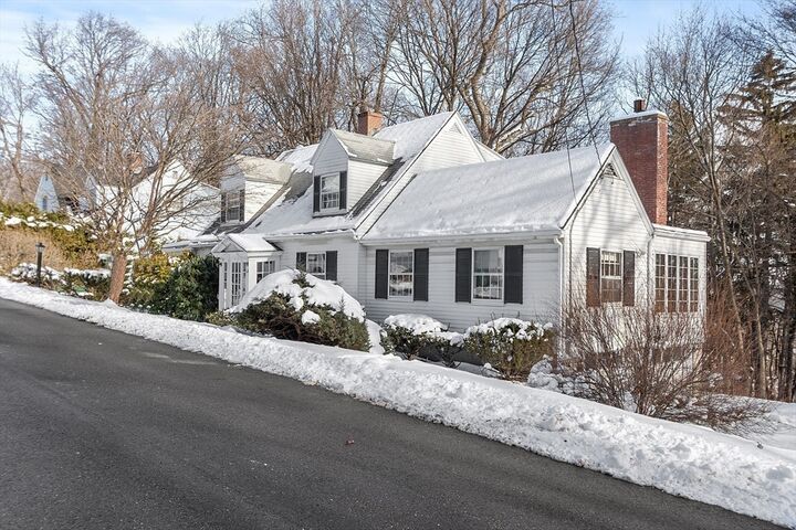 Property Photo:  93 Fitch Hill Ave  MA 01420 