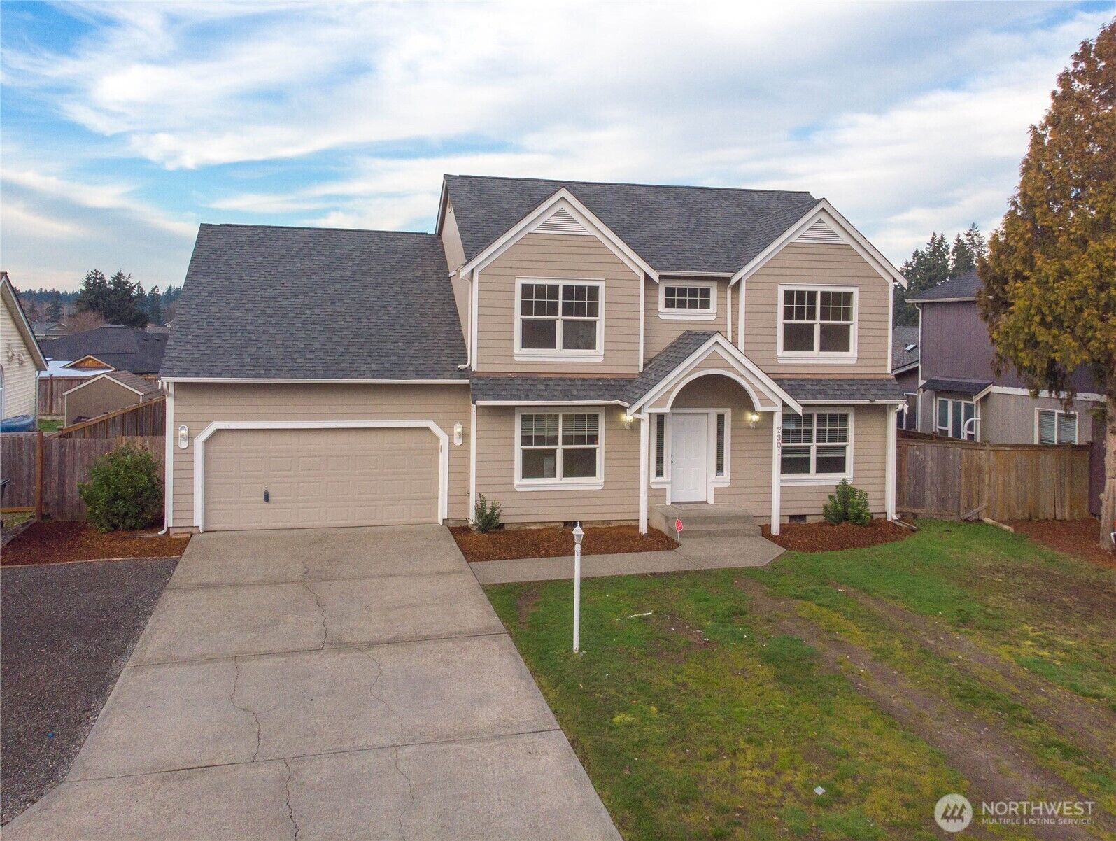 Property Photo:  2301  148th Street E  WA 98445 