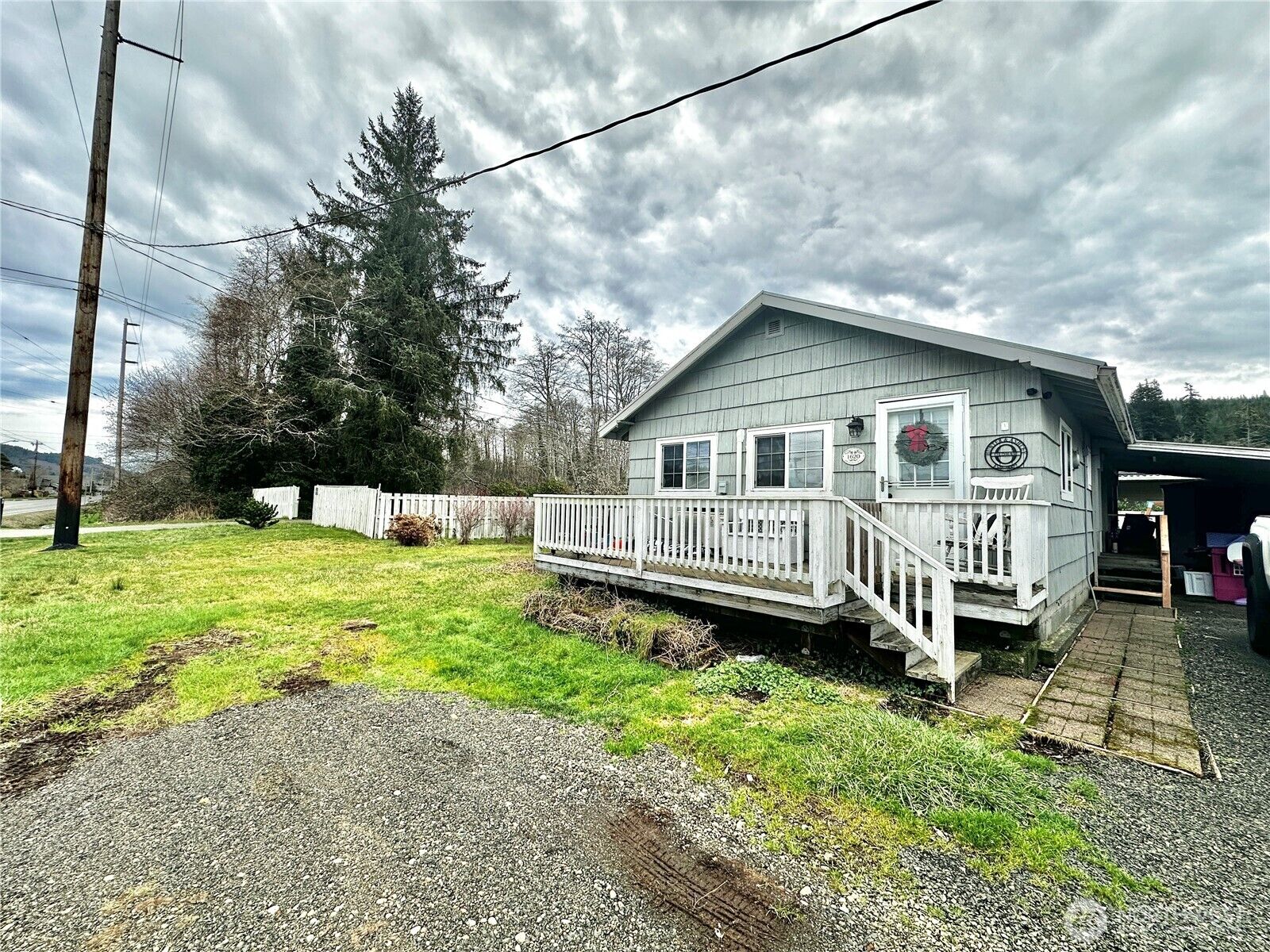 Property Photo:  1620  Broadway Avenue  WA 98550 