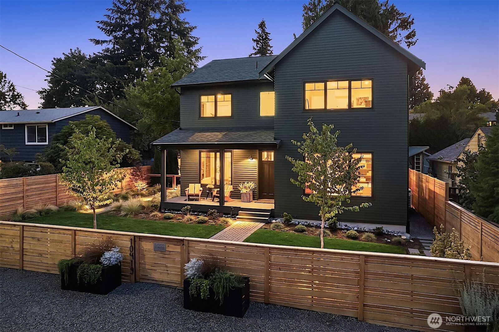 Property Photo:  10419  41st Avenue SW  WA 98146 