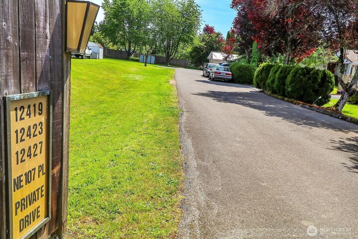 Property Photo:  12419 NE 107th Place  WA 98033 