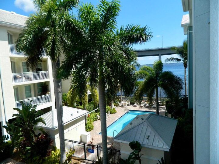 Property Photo:  715 NW Flagler Avenue 202  FL 34994 