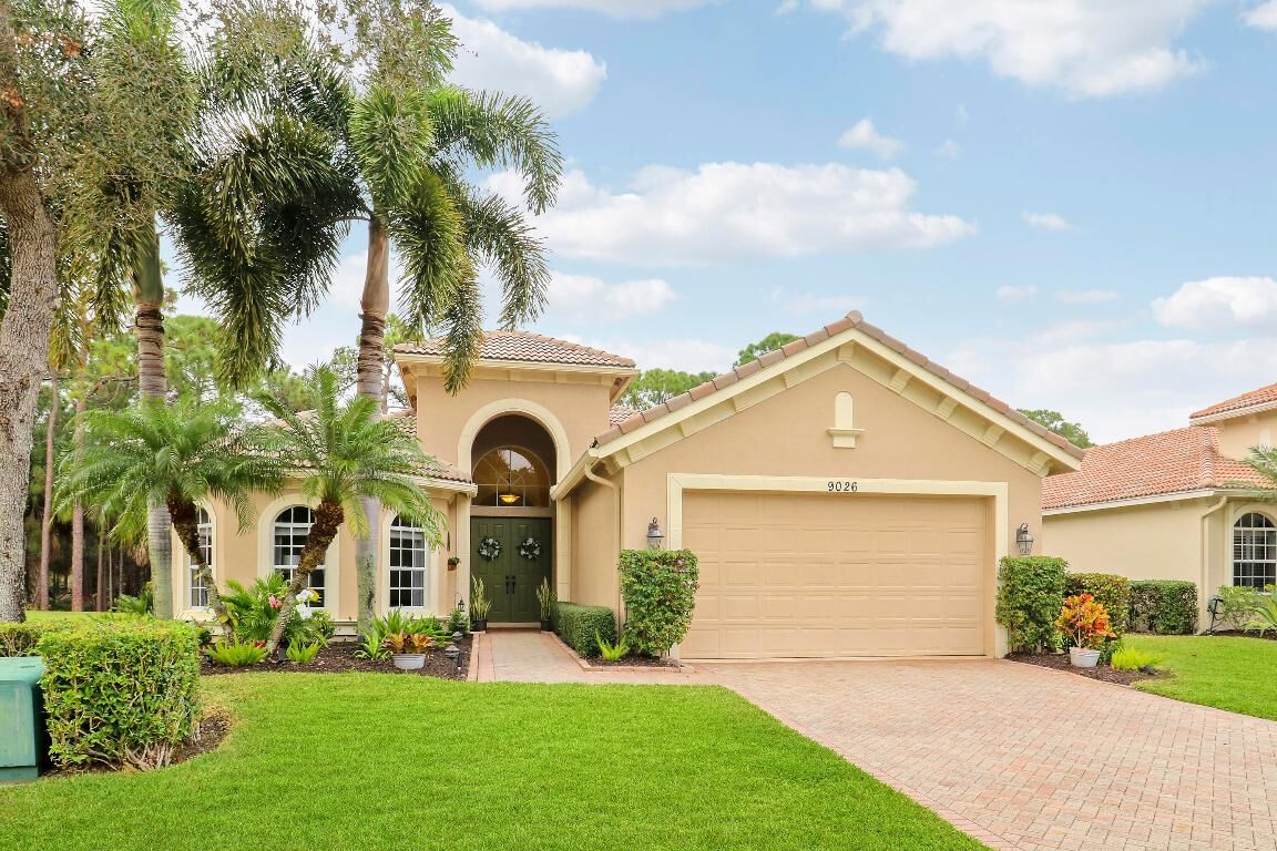 Property Photo: 9026 Pumpkin Ridge FL 34986