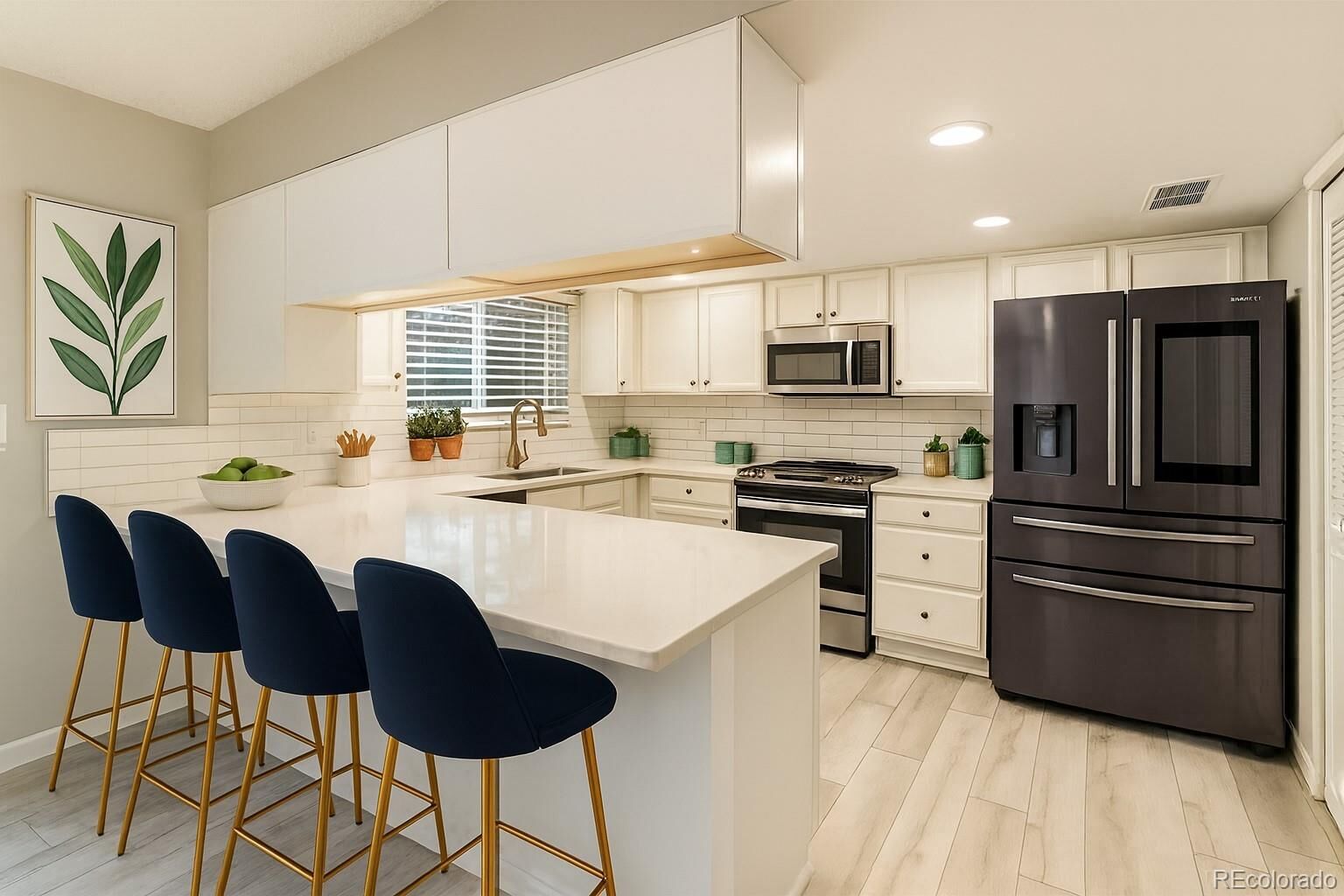 Property Photo:  1140 W 88th Avenue  CO 80260 