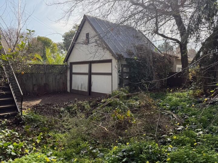 Property Photo:  412 Guinda Street  CA 94301 