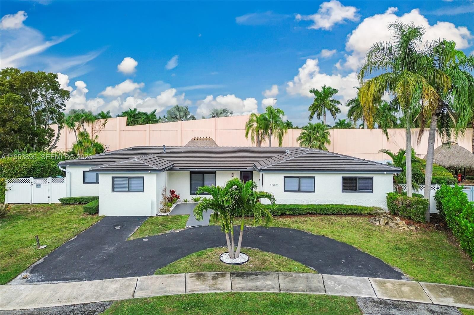Property Photo:  10870 SW 106th Ave  FL 33176 