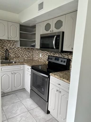 Property Photo: 1617 Jefferson Ave 203 FL 33139