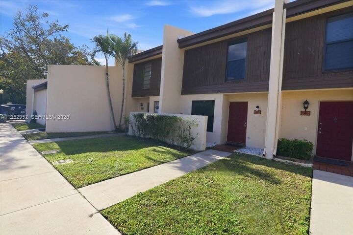 Property Photo:  1270 NW 99th Ave 60  FL 33024 
