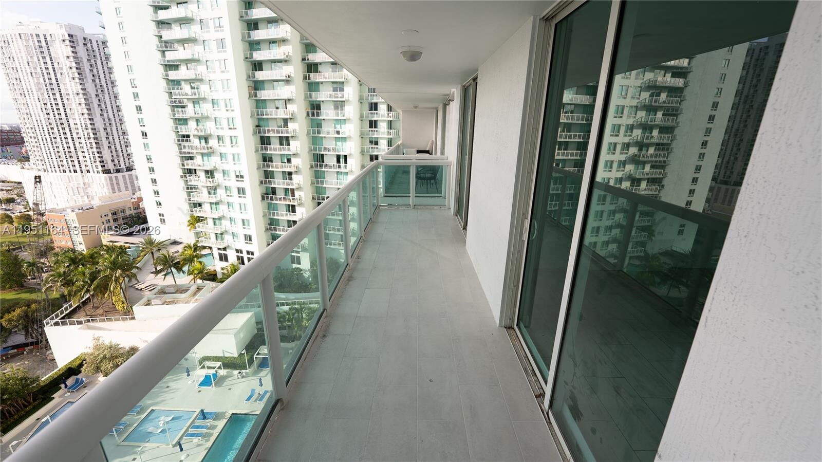 Property Photo:  1800 N Bayshore Dr 2302  FL 33132 