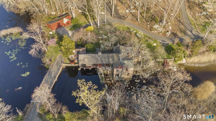 Property Photo:  55 Sawmill Road  CT 06405 