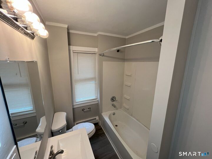 Property Photo:  174 Lamson Street 1st Floor  CT 06516 