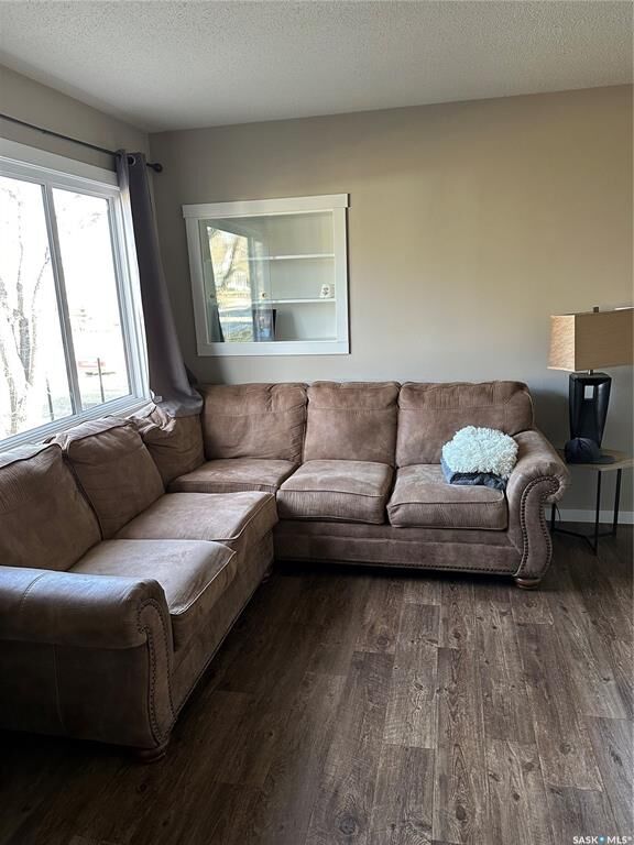 Property Photo: 246 5th Avenue NW SK S9H 0W3