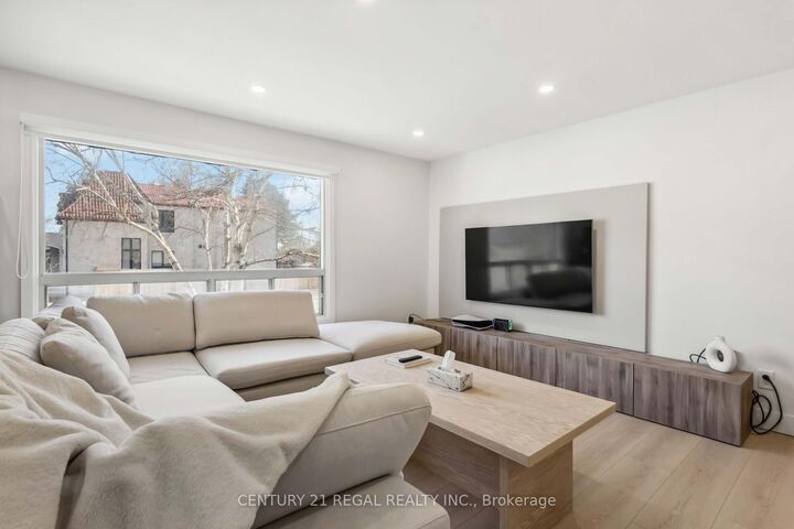 Property Photo:  26 Sir Bedevere Place  ON L3P 2W2 