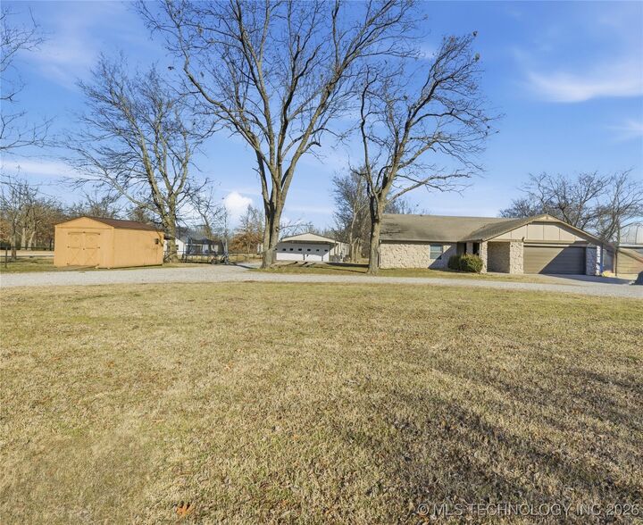 Property Photo:  31919 E 61st Street S  OK 74014 