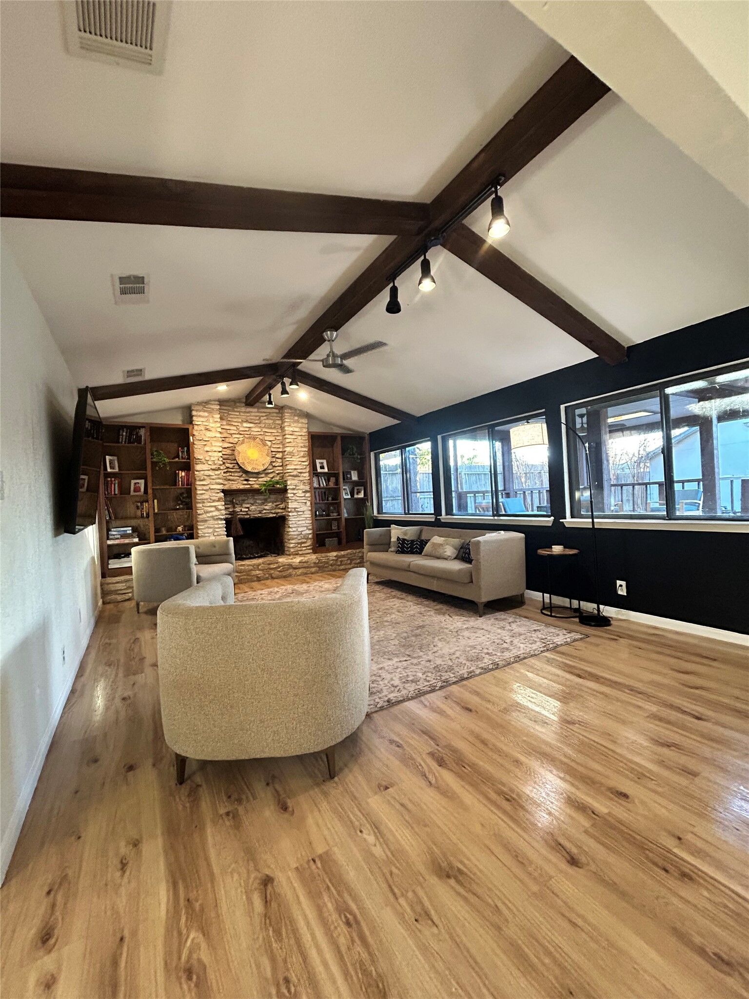 Property Photo: 9507 Sherbrooke Street TX 78729