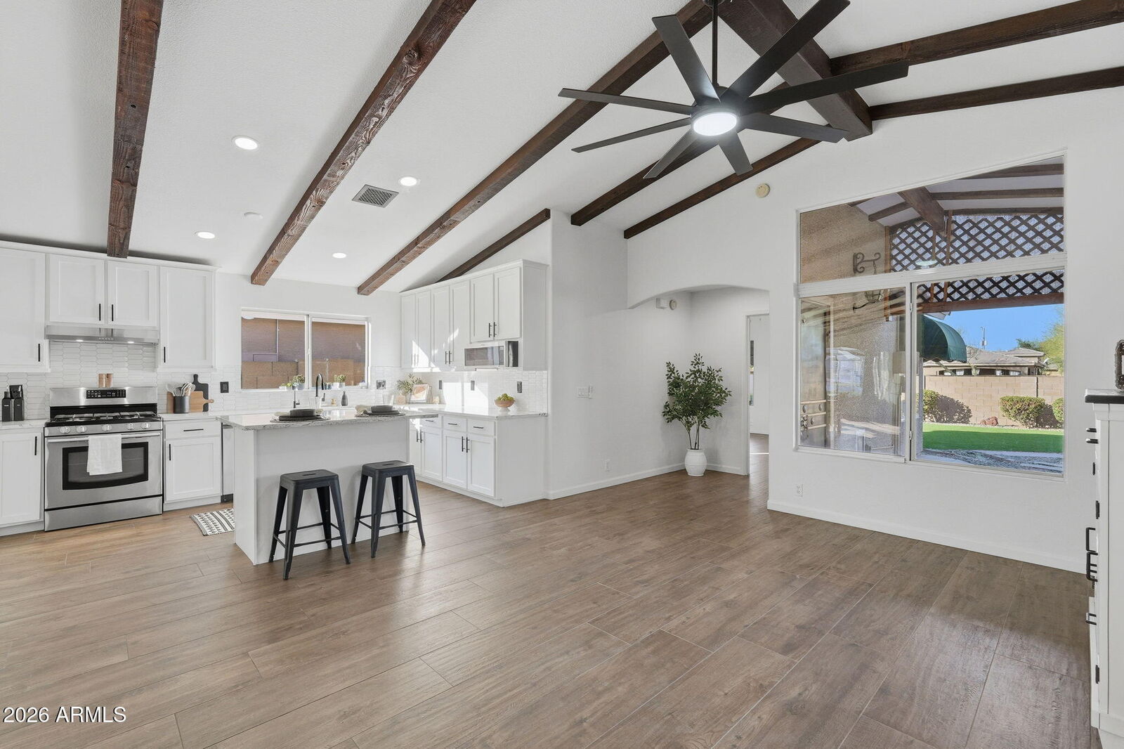 Property Photo: 238 N Hudson Place AZ 85225