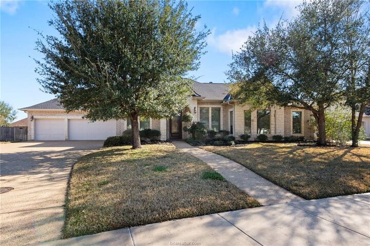 Property Photo: 904 Plainfield Court TX 77845