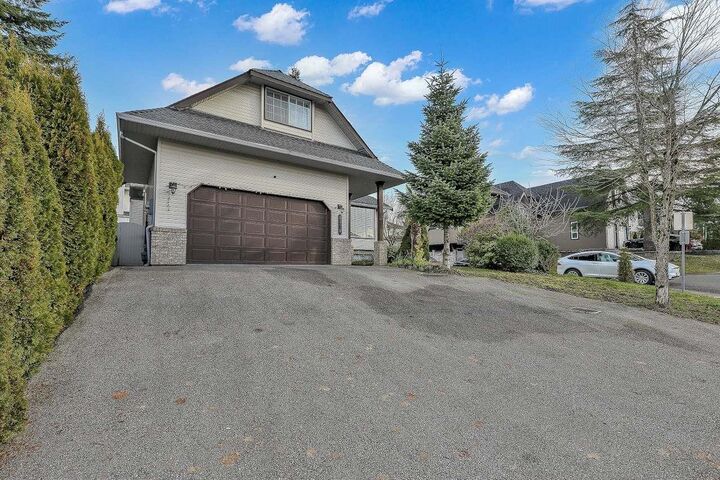 Property Photo: 6378 124 Street BC V3T 1P4