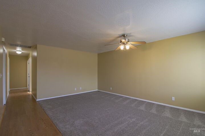 Property Photo:  1346 N 1st Street  ID 83661 