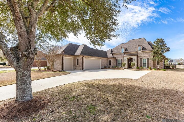 Property Photo:  6055 Jonathan Alaric Ave  LA 70737 