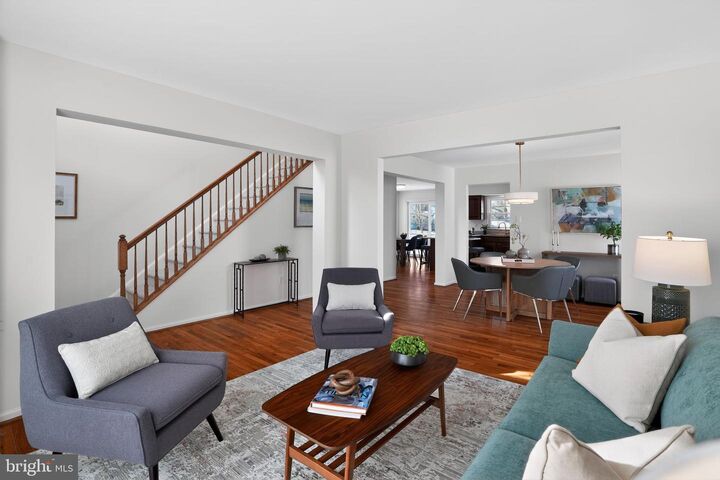 Property Photo:  886 S York Drive  PA 19335 