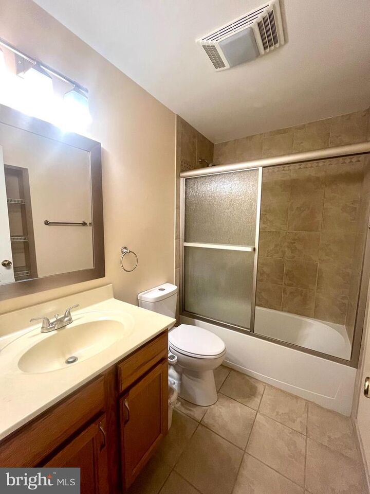 Property Photo:  23228 Daffodil Drive  MD 20619 