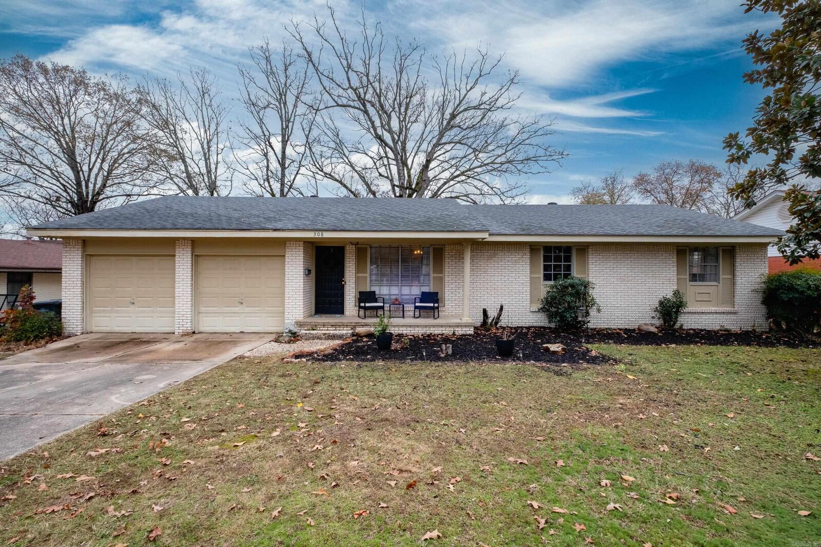 Property Photo:  308 S Longfield  AR 72120 