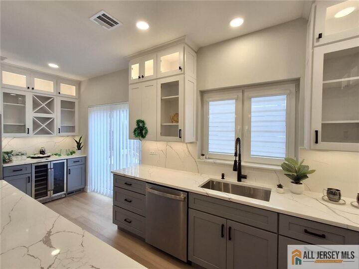 Property Photo: 440 Railroad Avenue NJ 08879