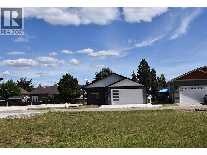 Property Photo: 592 Nighthawk Avenue BC V1H 2A1