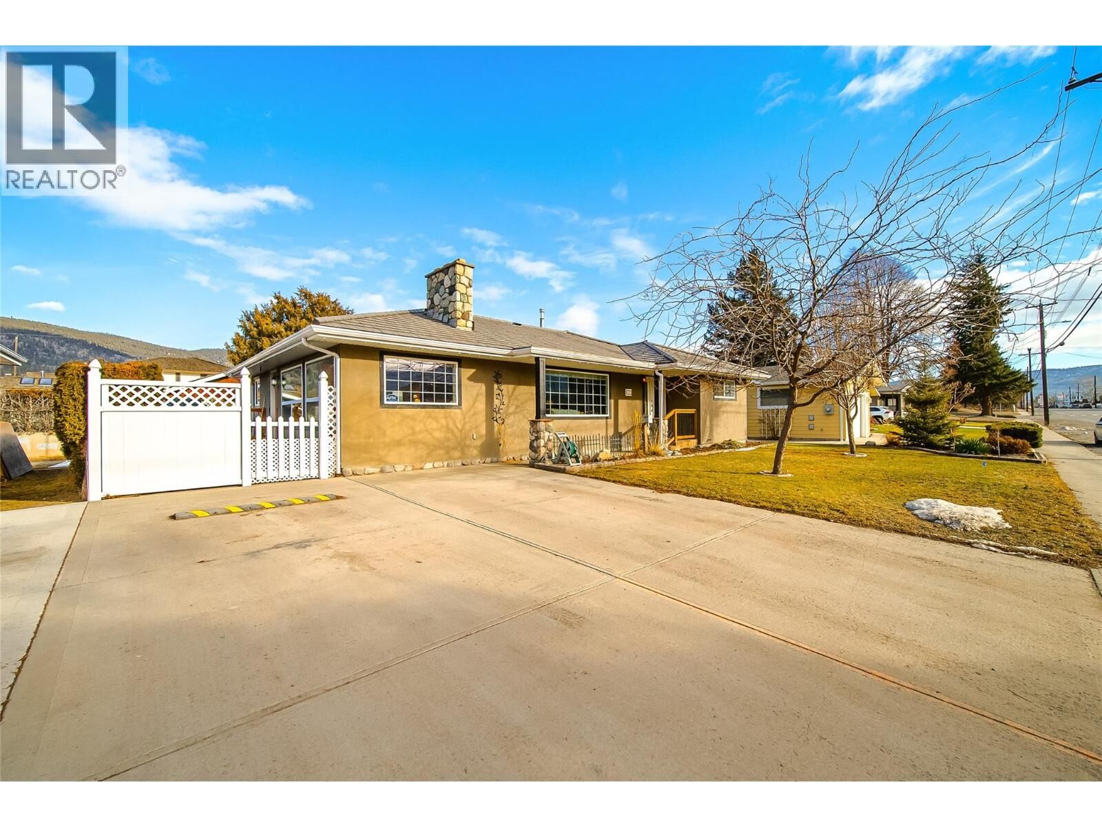 Property Photo: 1767 Quilchena Avenue BC V1K 1B8