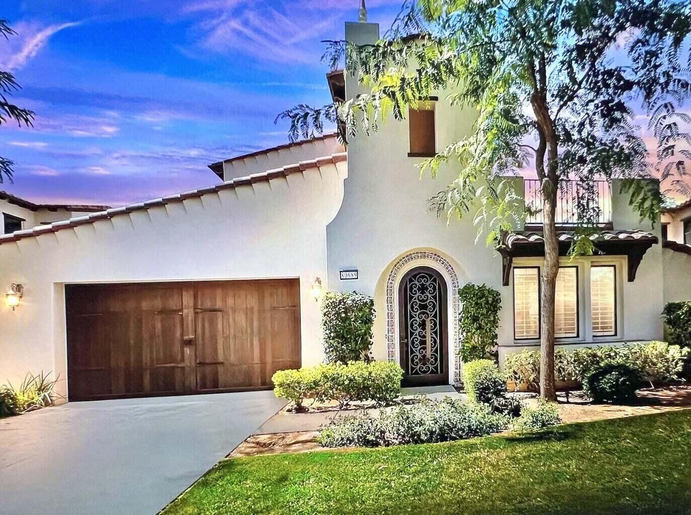 Property Photo:  80689 Via Glorieta  CA 92253 