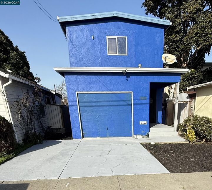 Property Photo:  2729 18th Street  CA 94806 