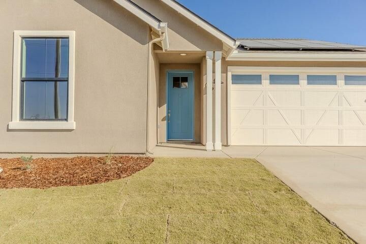 Property Photo:  2234 S Burke Street  CA 93292 