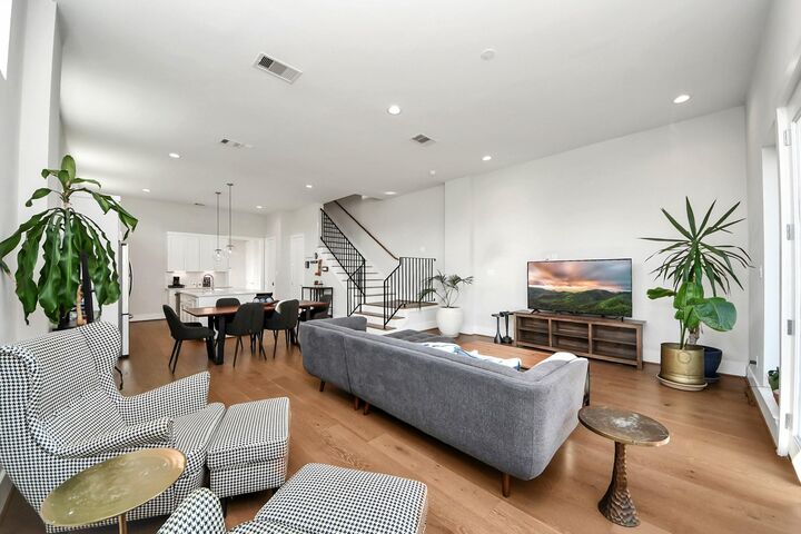 Property Photo: 1815 Arbor Street TX 77004