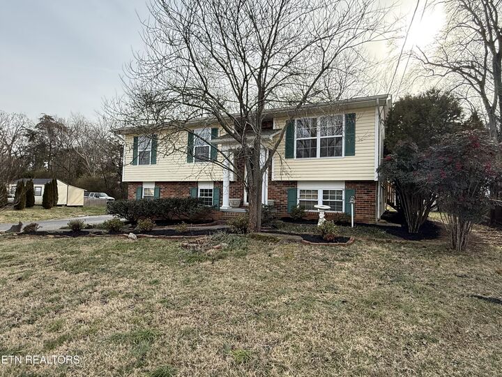 Property Photo:  220 Brampton Rd  TN 37934 